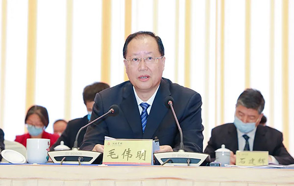 中共湖南省委副書記、省長毛偉明講話.jpg